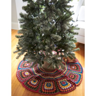 Tricia's Tree Skirt Granny Square Crochet Pattern