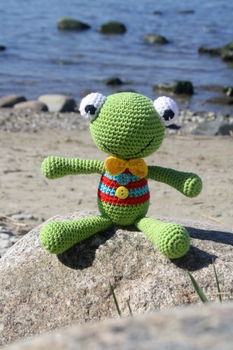 frog amigurumi free crochet pattern