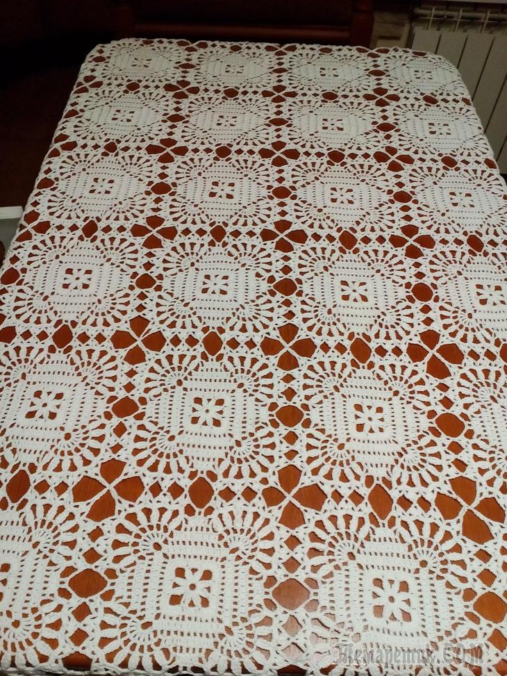 Crochet Tablecloths ⋆ Crochet Kingdom (20 free crochet ...