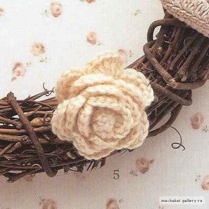 White Rose Free Crochet Pattern