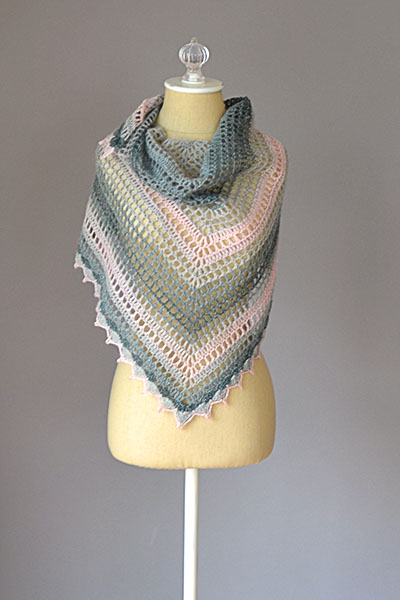 Dewdrops Shawl Free Crochet Pattern