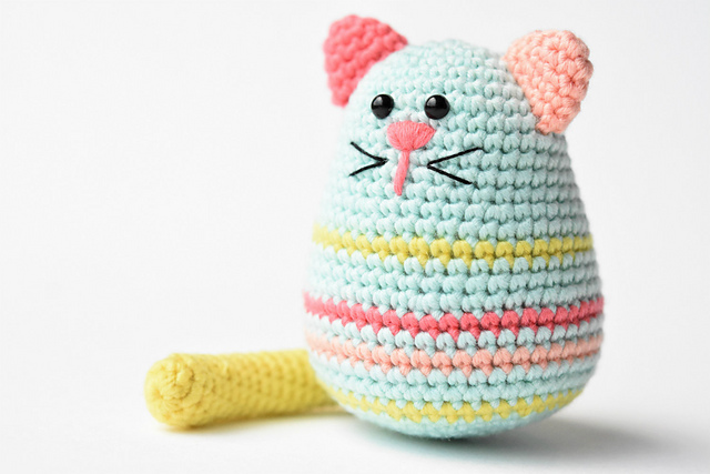 Egg-shaped Cat Free Crochet Softies Amigurumi Pattern