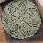 Holiday Servings Free Crochet Christmas Doily Pattern