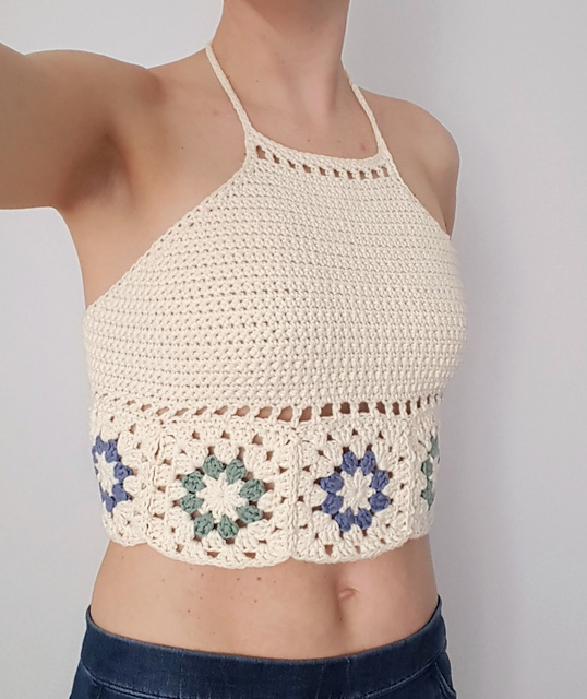 Free Crochet Pattern for Hepatica Granny Halter Top.