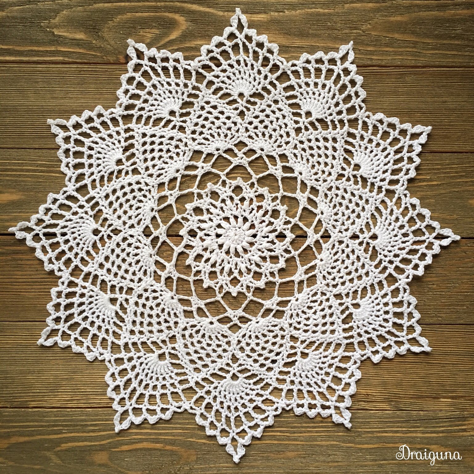 free-crochet-pattern-for-moonpetals-doily-crochet-kingdom