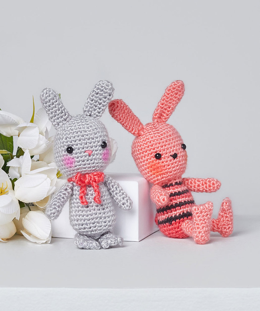 Free Crochet Pattern for Beatrice & Basil Crochet Bunnies Amigurumi