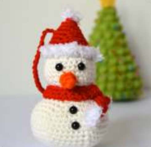 Crochet Christmas snowman pattern