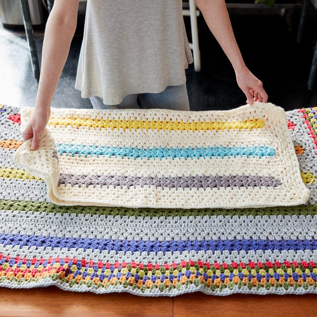 Free crochet pattern for a crochet baby pattern that is easy