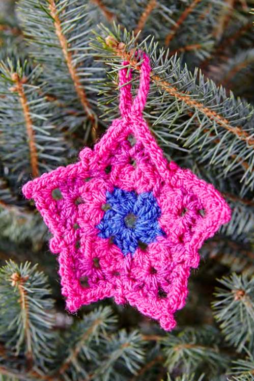 Free crochet pattern for a star ornament