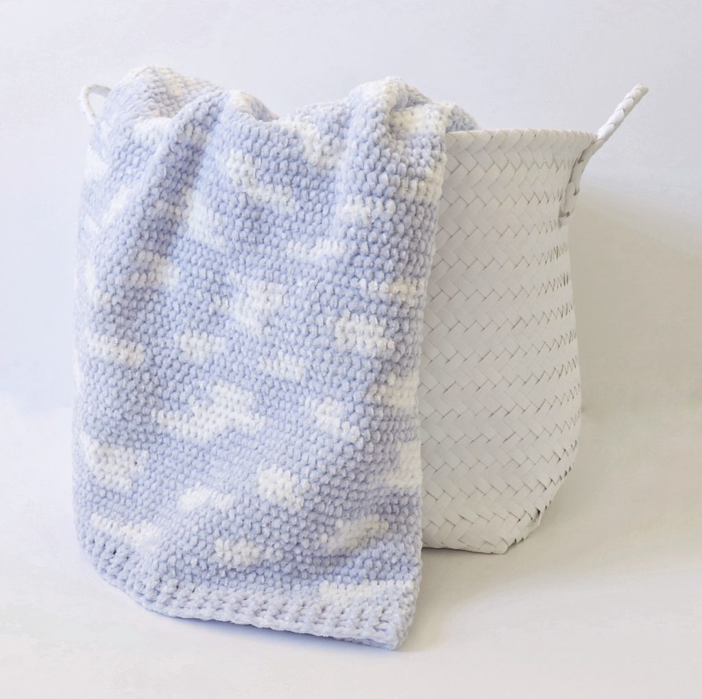 Improv crochet clouds baby blanket pattern