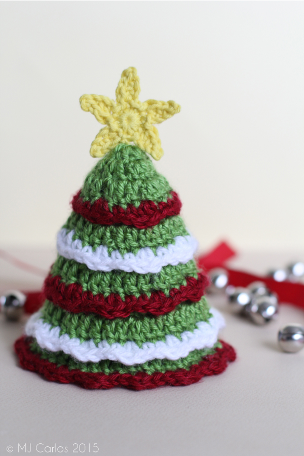 Xmas tree and star free crochet pattern