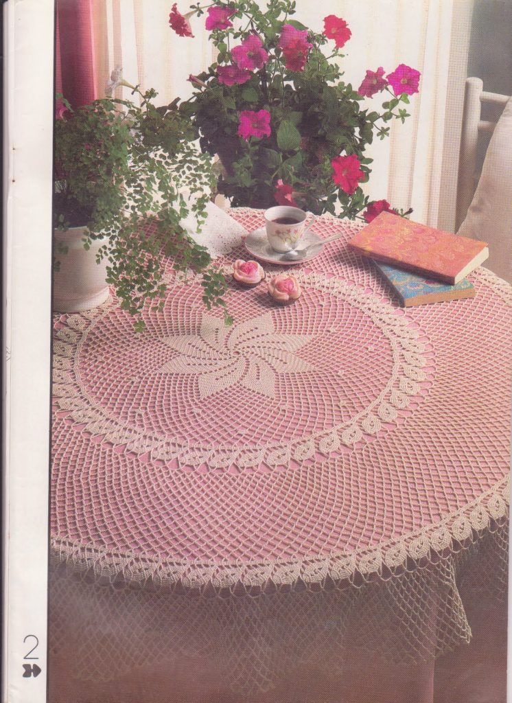 Round mesh lace tablecloth crochet pattern