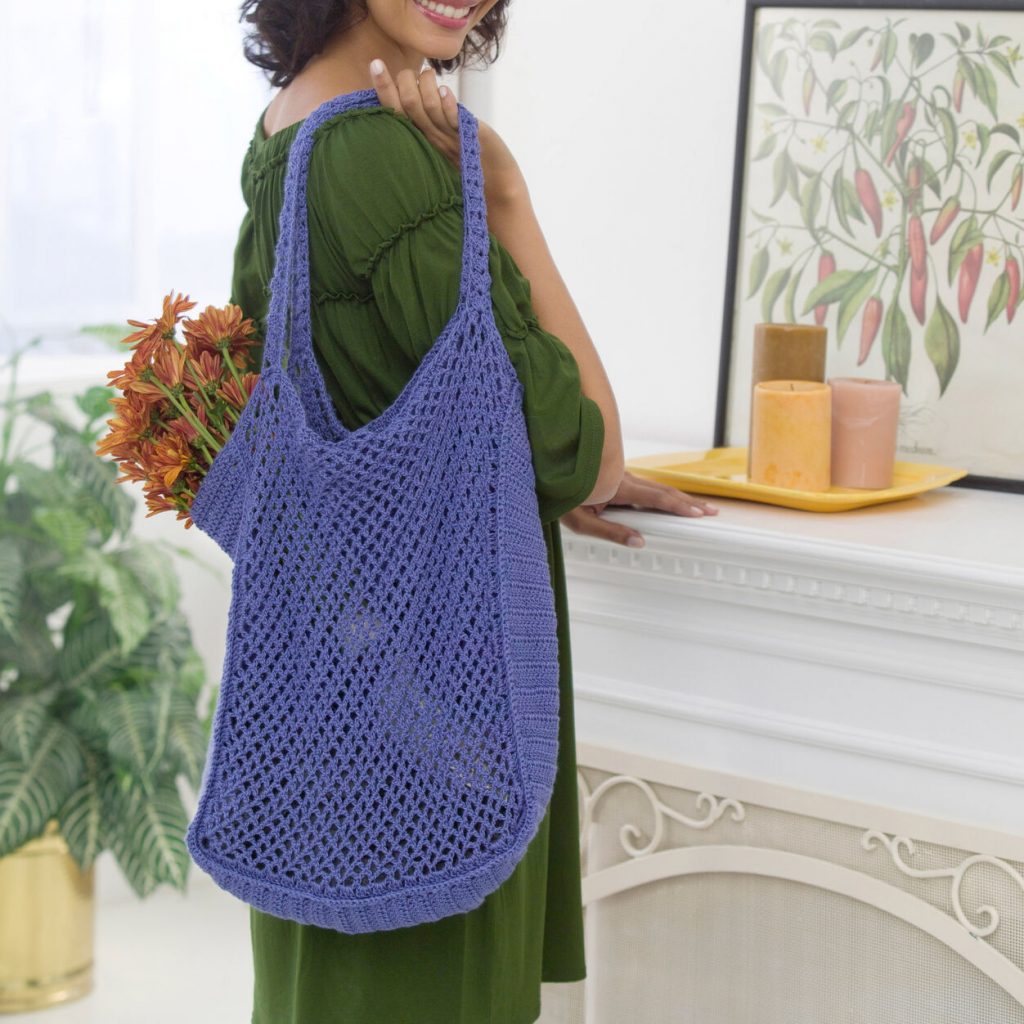 Red Heart free mesh market bag crochet pattern