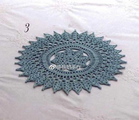Free crochet doily pattern with lace details ⋆ Crochet Kingdom