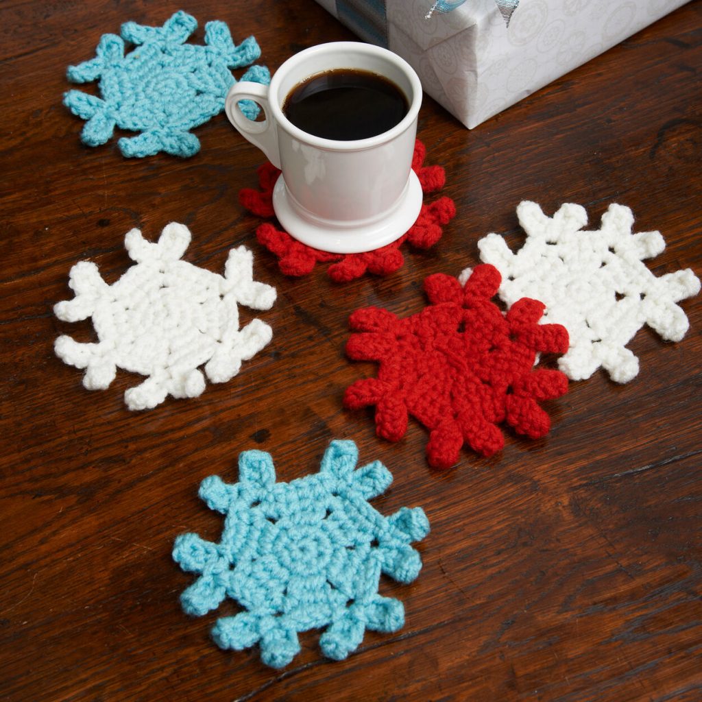 Free crochet snowflake coasters pattern