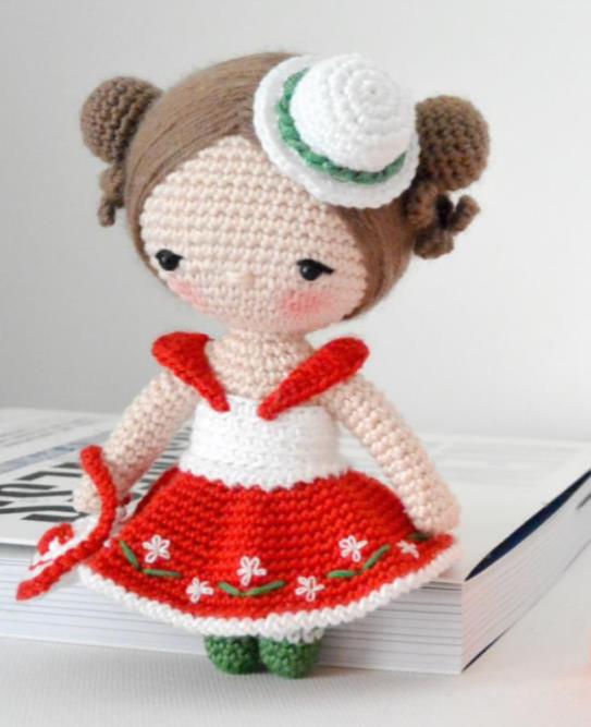 free crochet pattern for an amigurumi doll