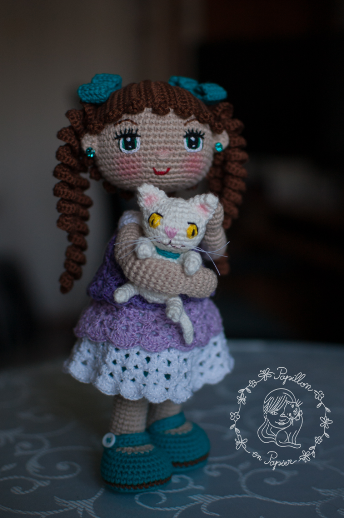 free pattern for an amigurumi doll