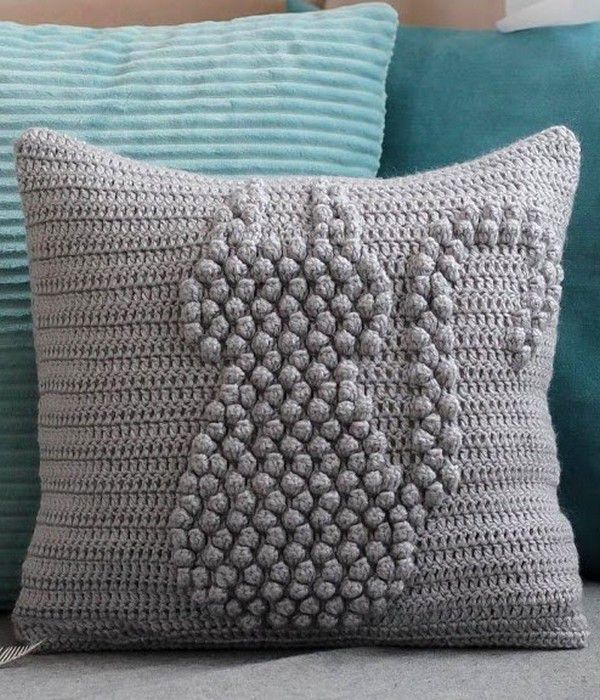 Cat bobble throw pillow crochet