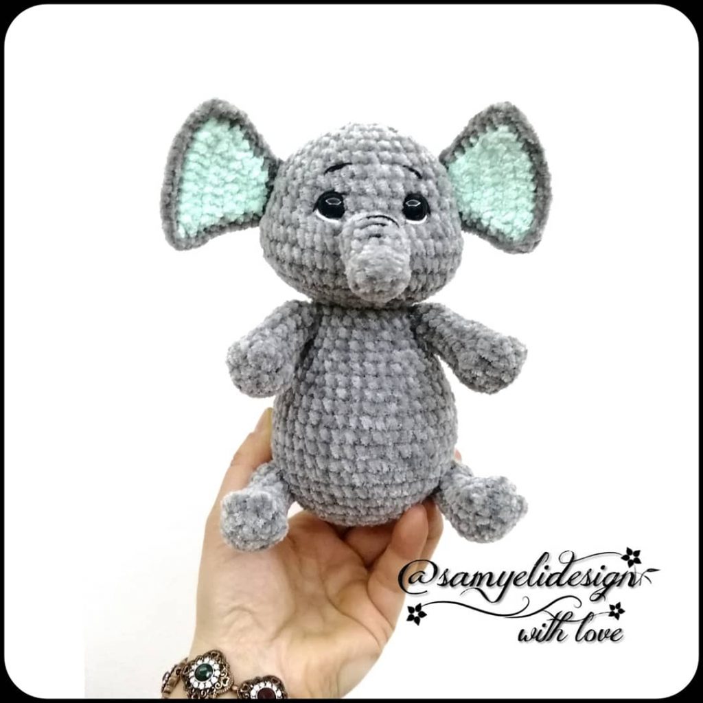 Free crochet amigurumi pattern baby elephant