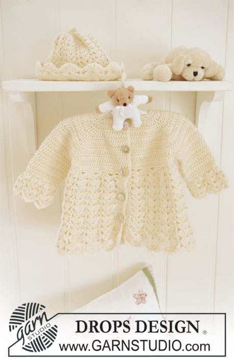 Set of crochet jacket with raglan, and hat with fan pattern for baby and children. Sizes in 1/3 - 6/9 - 12/18 months (2 - 3/4) years.