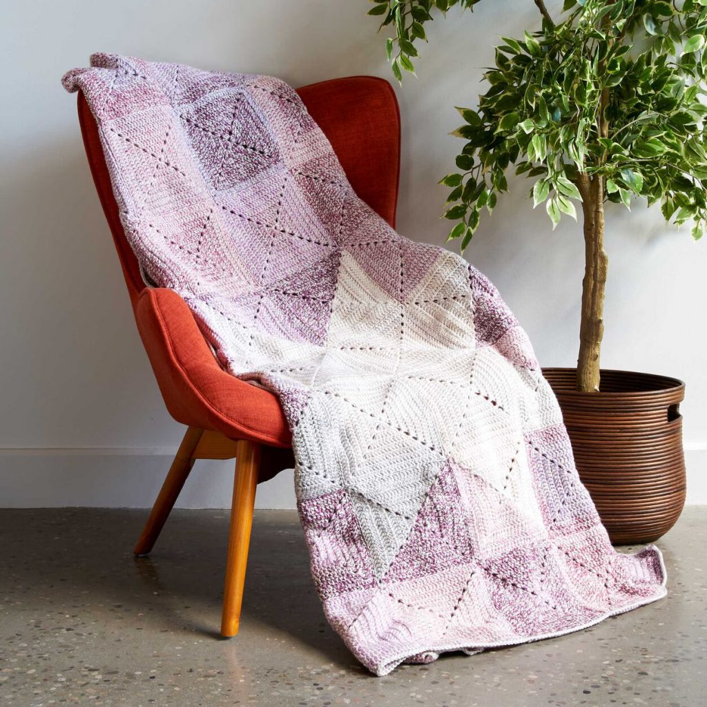 Two tone solid granny square crochet blanket pattern free