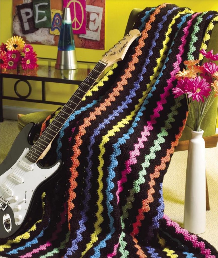 Wavy retro free crochet afghan pattern