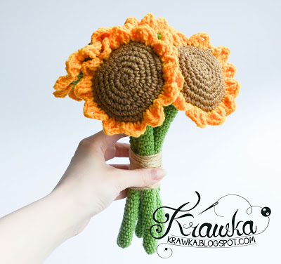 Free Crochet Pattern for a Bouquet of Sunflowers