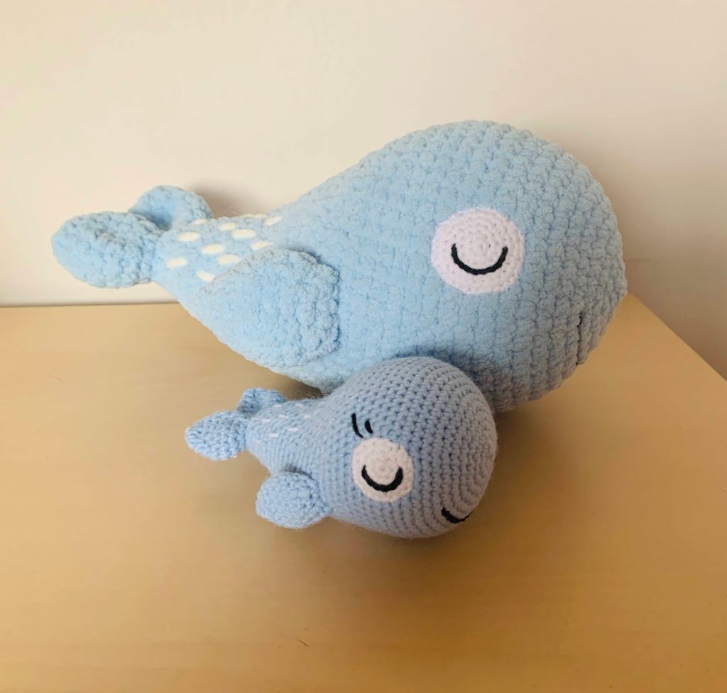 Free amigurumi crochet pattern for whales