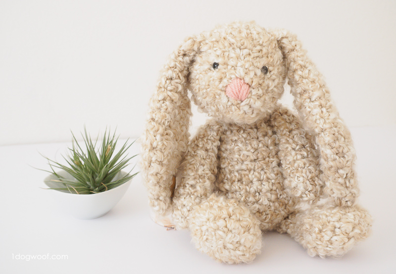 Free crochet pattern for a floppy bunny