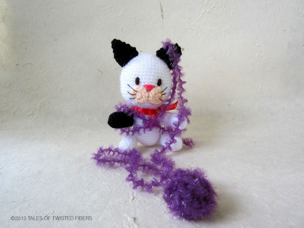 chibi-kitten-amigurumi-free-pattern