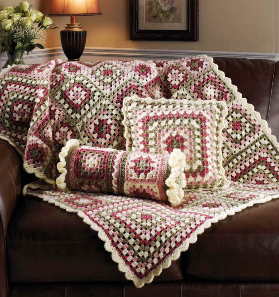 Granny square blanket free crochet pattern