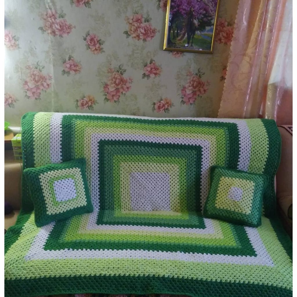 Green granny square blanket