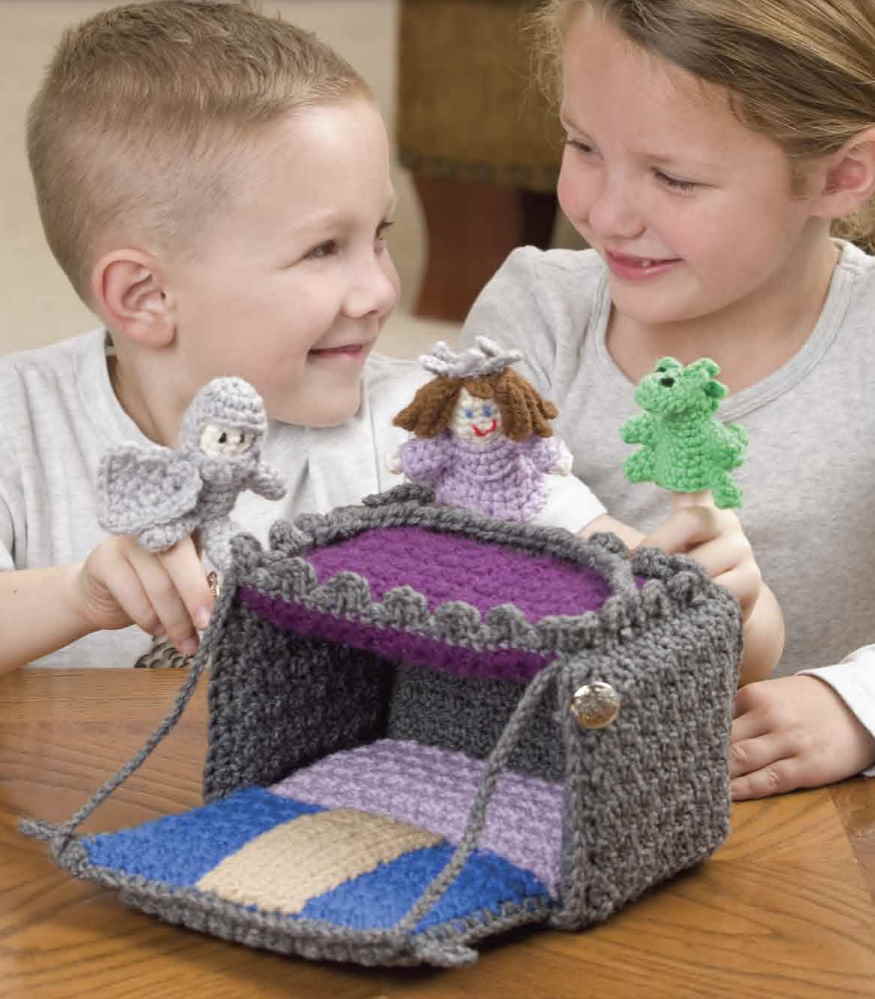 Free Crochet Pattern for a Castle Tote