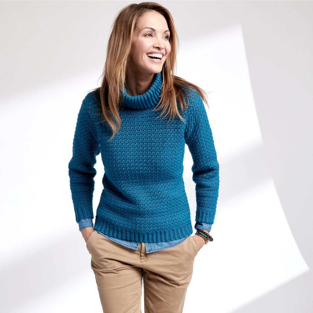 Free crochet pattern for a turtleneck sweater