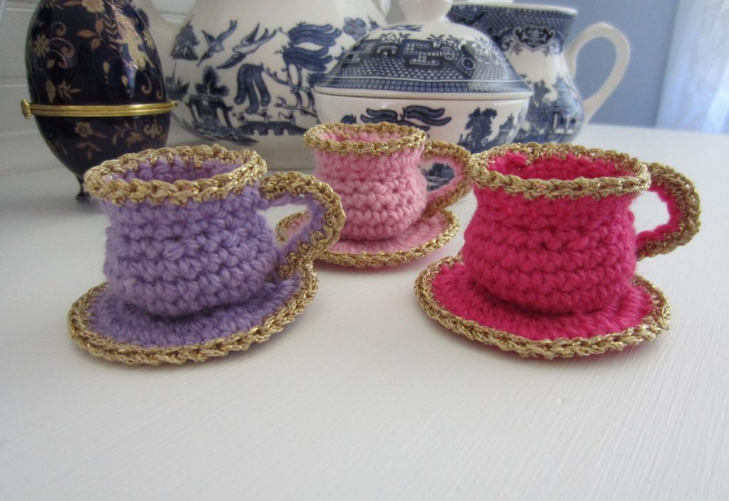 Free play tea cup crochet pattern