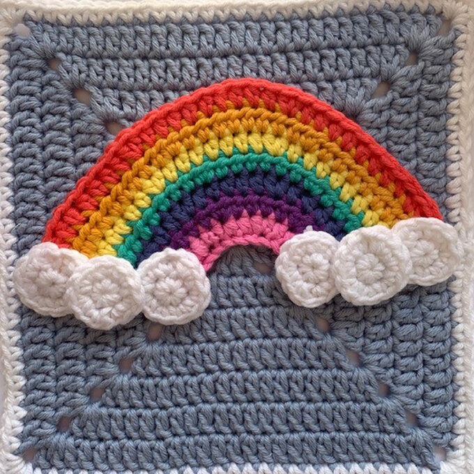 Free crochet pattern with a rainbow theme