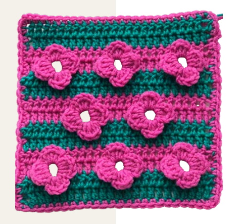 Free crochet square pattern with flowers