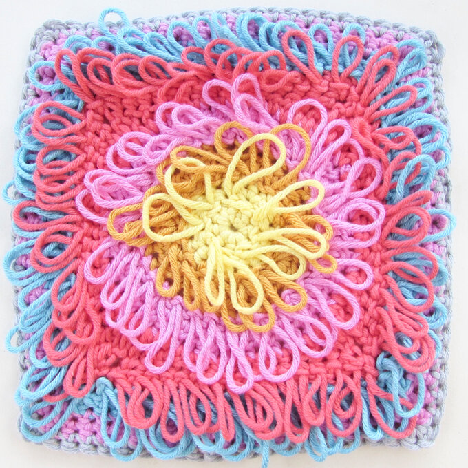 granny square with loops
