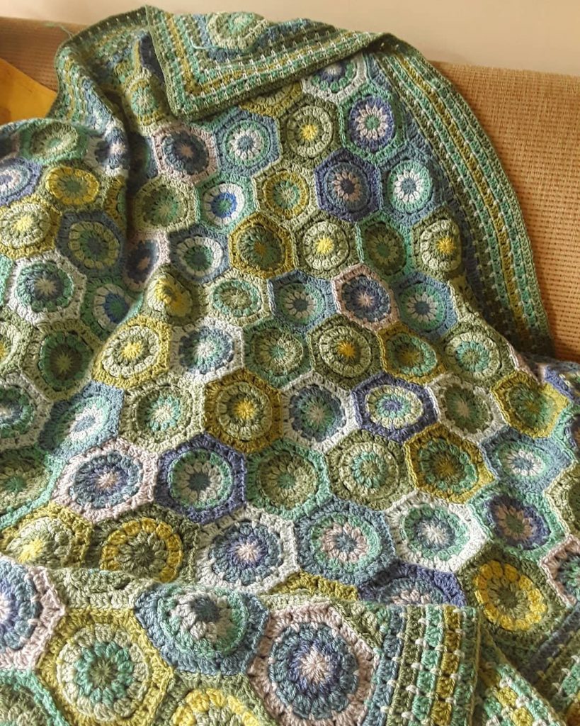 green and purple hexagon crochet blanket color scheme