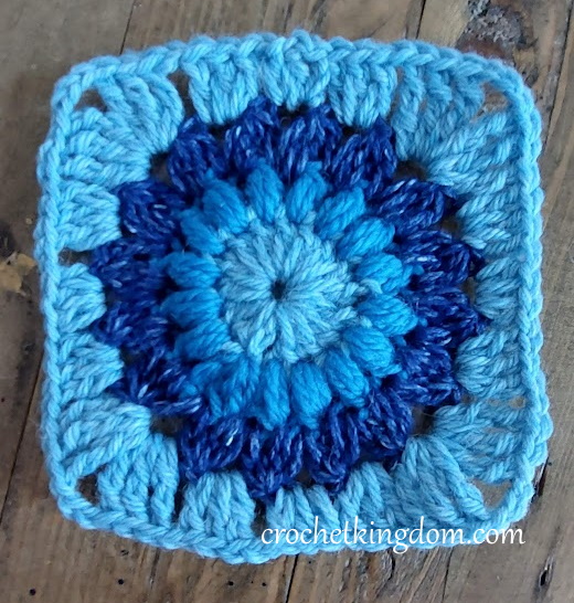 Classic Circle in a Square Granny Crochet Pattern Free round 4
