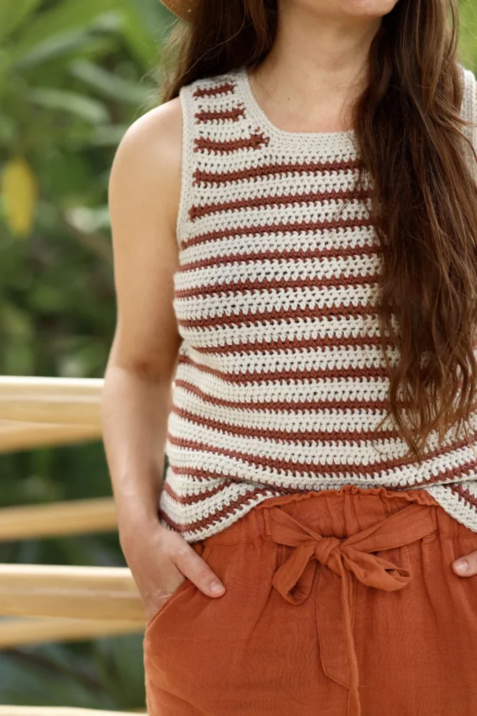 Free crochet pattern for a striped tank top