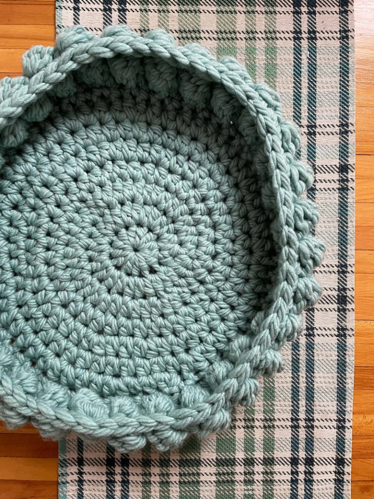 Free Crochet Pattern for a Round Pet Bed