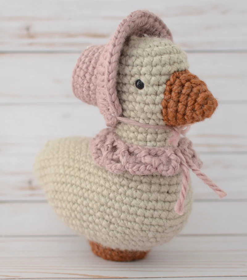 Free Crochet Pattern for Carla The Goose