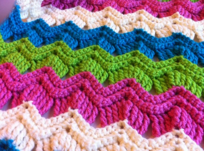 vintage ripple winter crochet scarf pattern