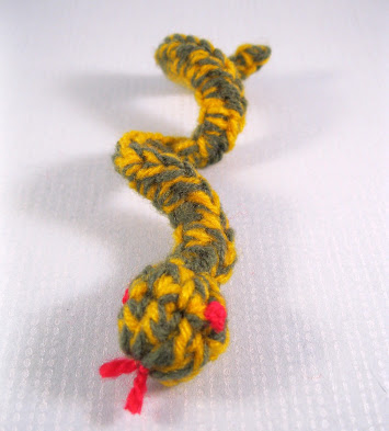Easy free crochet snake pattern
