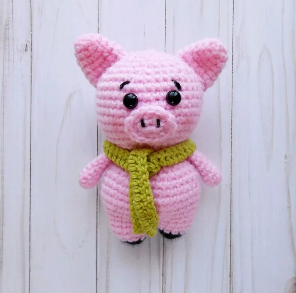 Free Crochet Pig Amigurumi Pattern - Very Cute