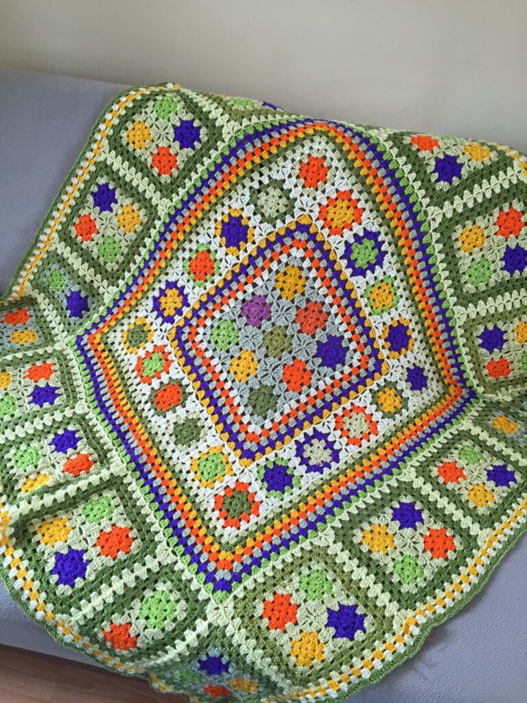 Crochet granny square blankets