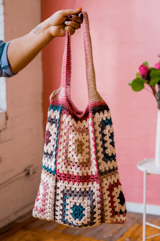 Rose City Tote Bag free pattern