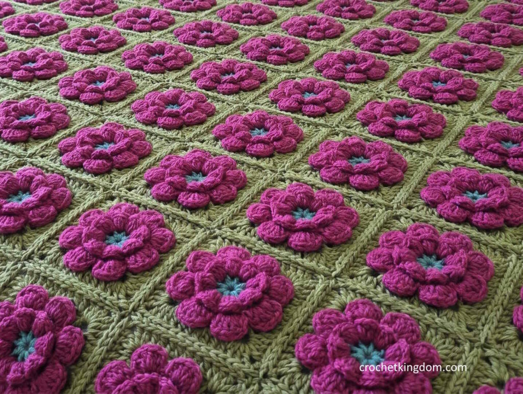 You Won’t Believe How Easy This 3D Granny Square Is to Make